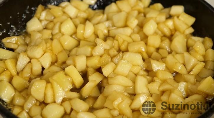 Рецепт "3 чайных ложки". Домашние пирожки с картошкой и яблоками: без дрожжей и заморочек