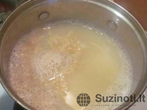 Моя духовка теперь блестит! Рассказываю, как быстро и дешево отмываю духовку средством, которое всегда есть под рукой на нашей кухне