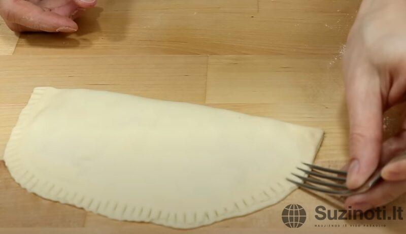 Домашние чебуреки с самым простым тестом. Всегда получаются хрустящими и сочными