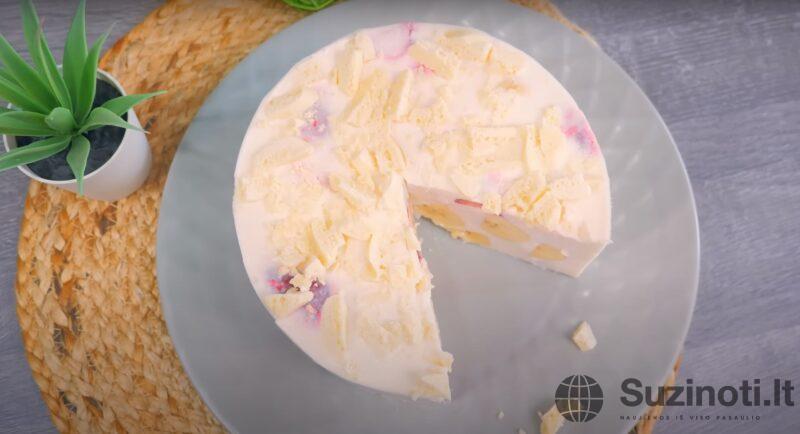 Вкусный летний десерт: сочетание просто потрясающее. Готовится за 5 минут и без муки