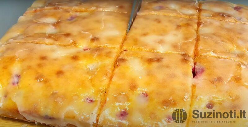 Все смешал и в духовку. Пирог на кефире за 5 минут: простой и вкусный рецепт