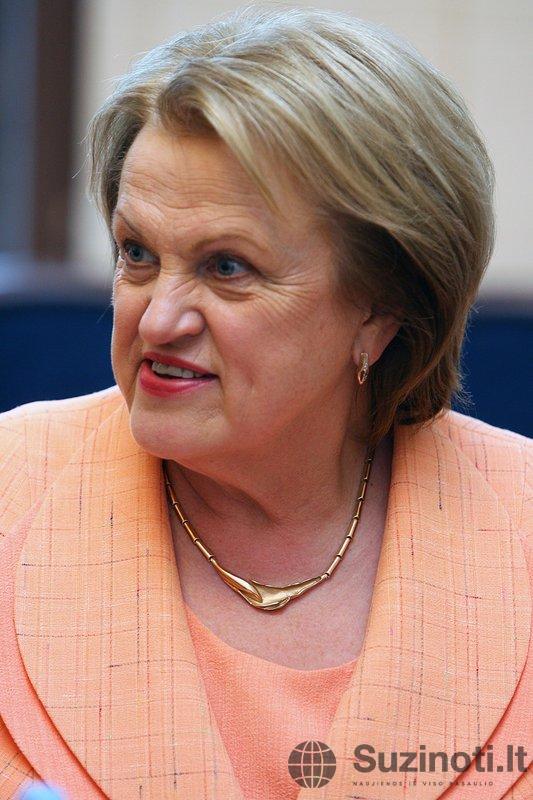 Gimtadienį švenčianti K.Prunskienė žavi elegancija (nuotr. Fotodiena.lt)