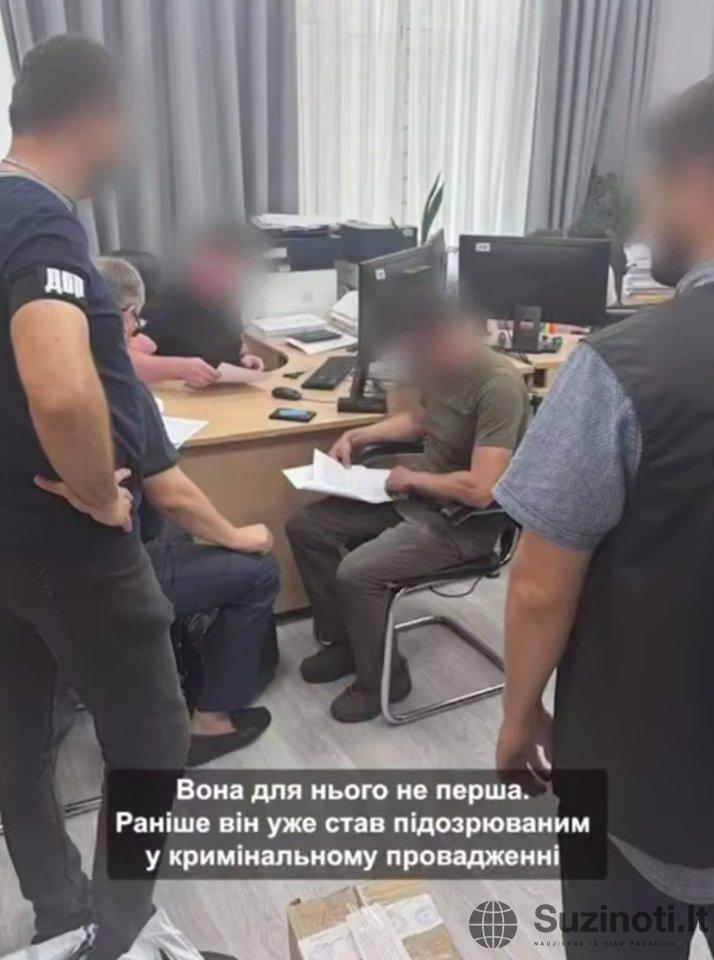 6 butai, namai ir apartamentai kurorte: Ukraina valosi nuo korupcijos kariuomenėje (nuotr. Telegram)