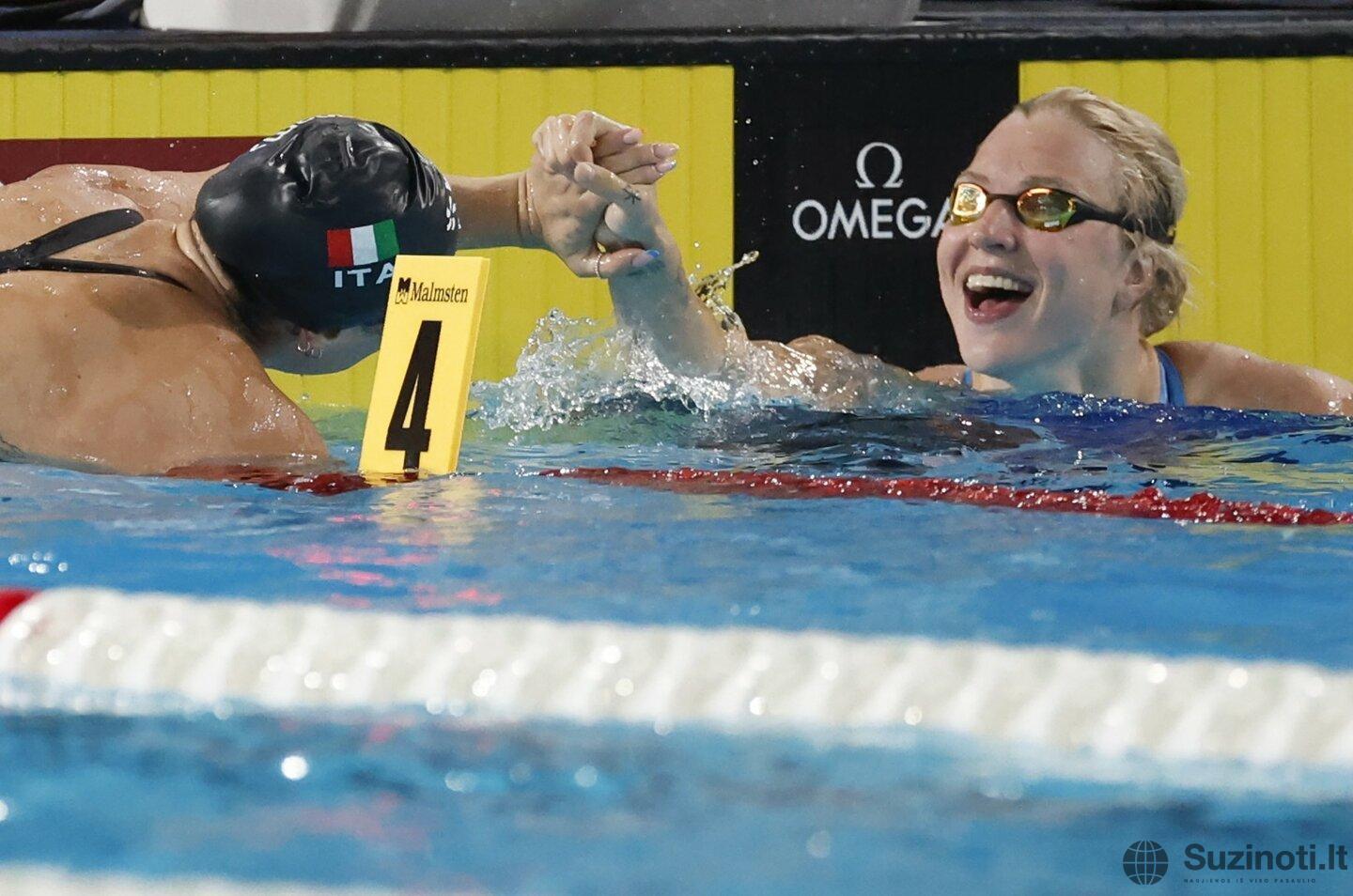 Moterų 50 m plaukimo krūtine finalas | EPA / MOHAMMED BADRA nuotr.