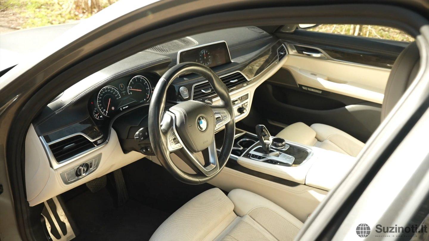 „Autopilotas“ reportažas apie naudotą BMW ir naują Dongfeng (nuotr. stop kadras)