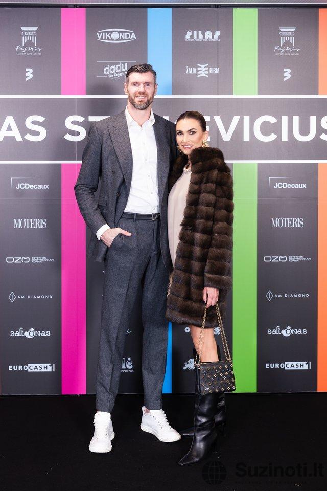 Kšištofas Lavrinovičius su šeima (nuotr. Instagram)