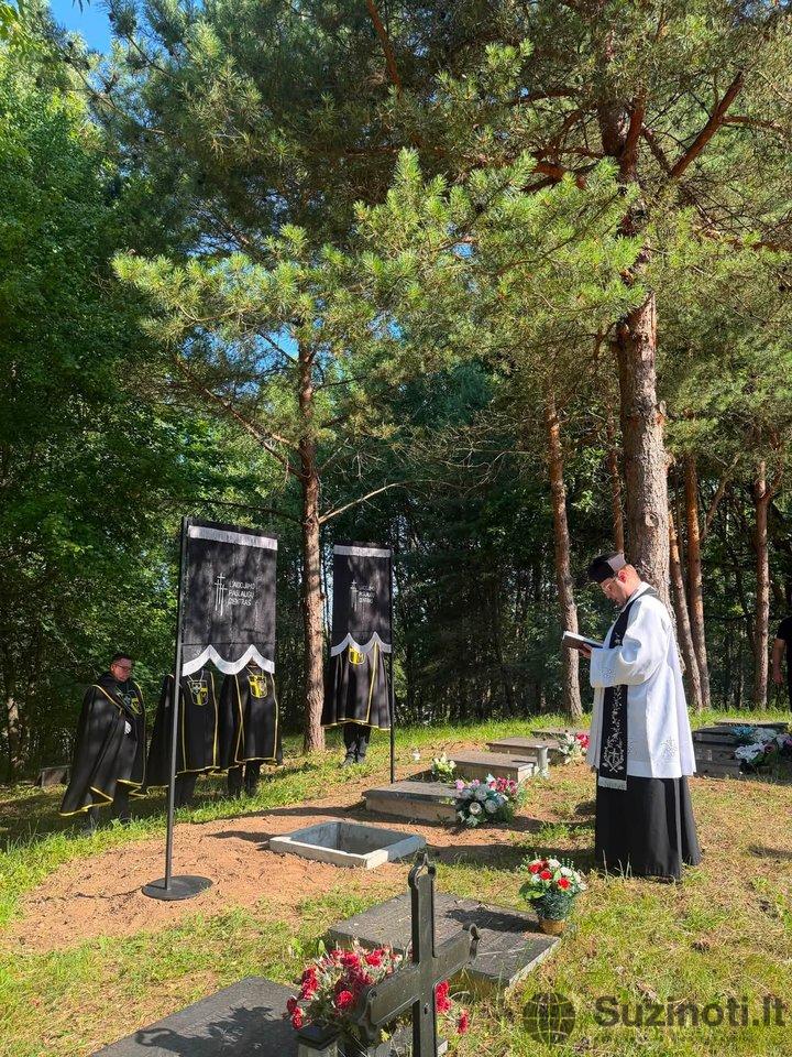Vienišų žmonių laidotuvės 2026 m. birželio 30 dieną (nuotr. Laidojimo paslaugų centro/Facebook)